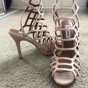 Cage heels